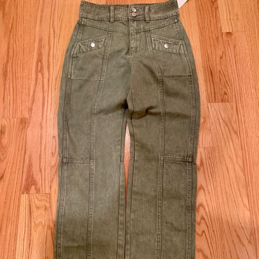 💕 BDG Green Jeans 💕